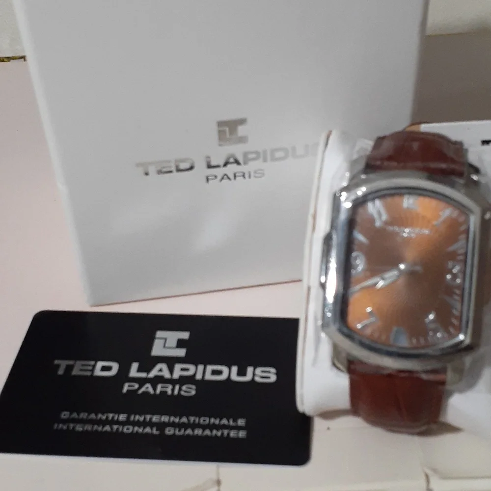 TED LAPIDUS WATCH NWT PARIS